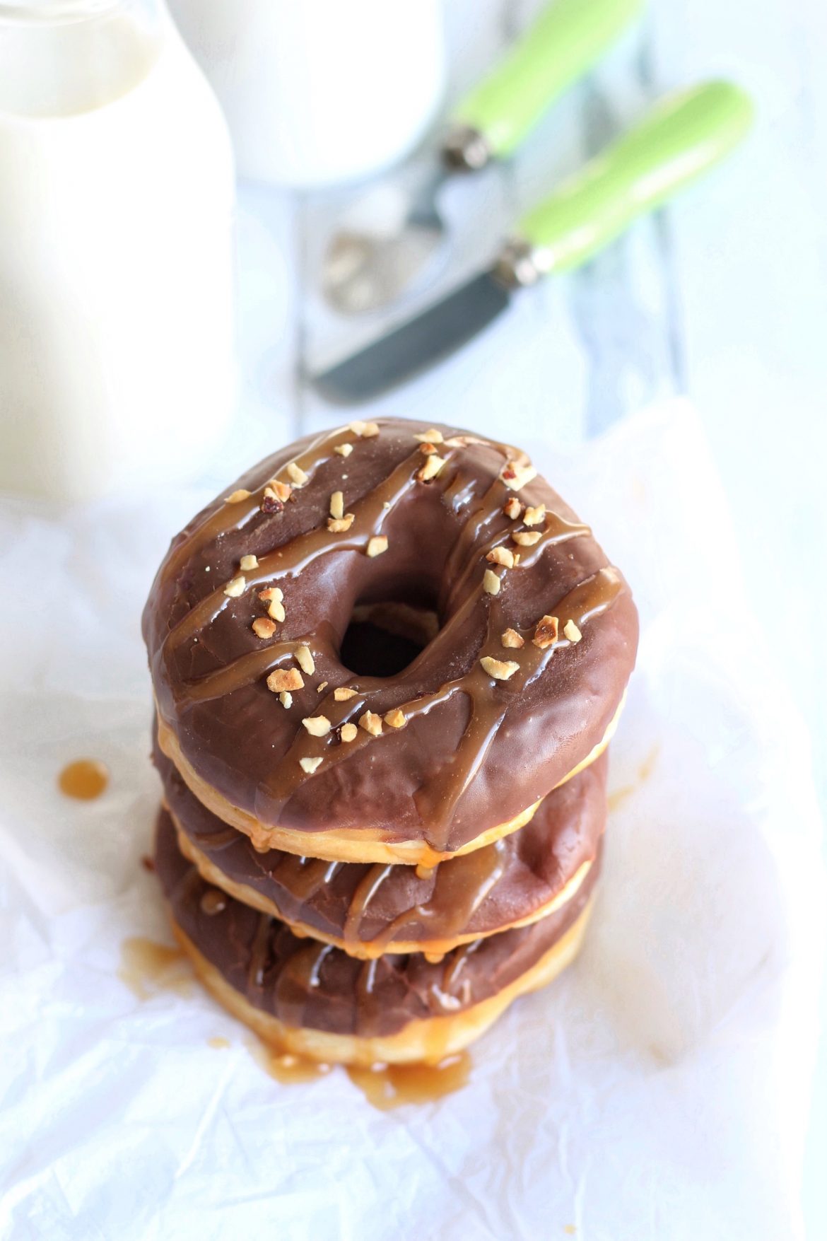 Donuts au chocolat éclats pralin