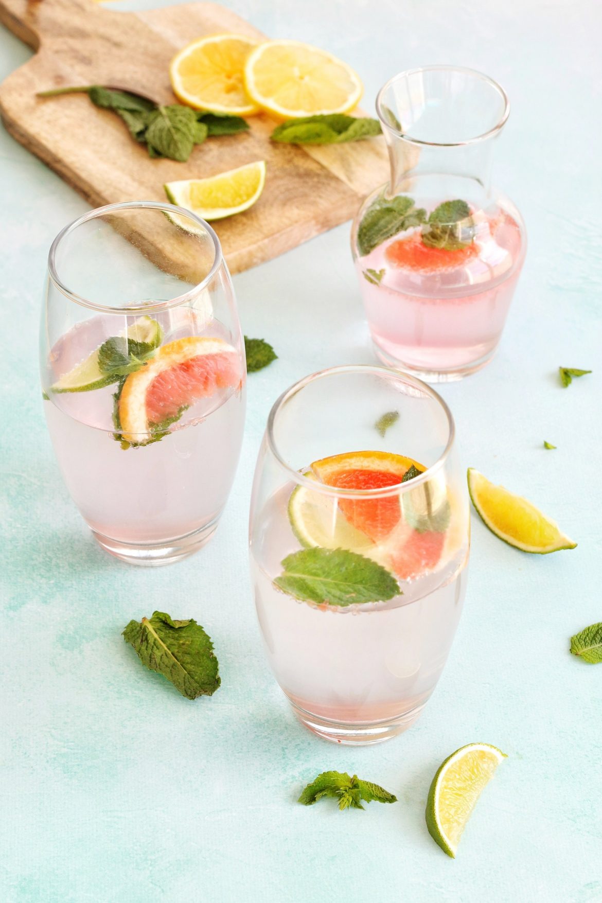 Mocktail pamplemousse citron menthe